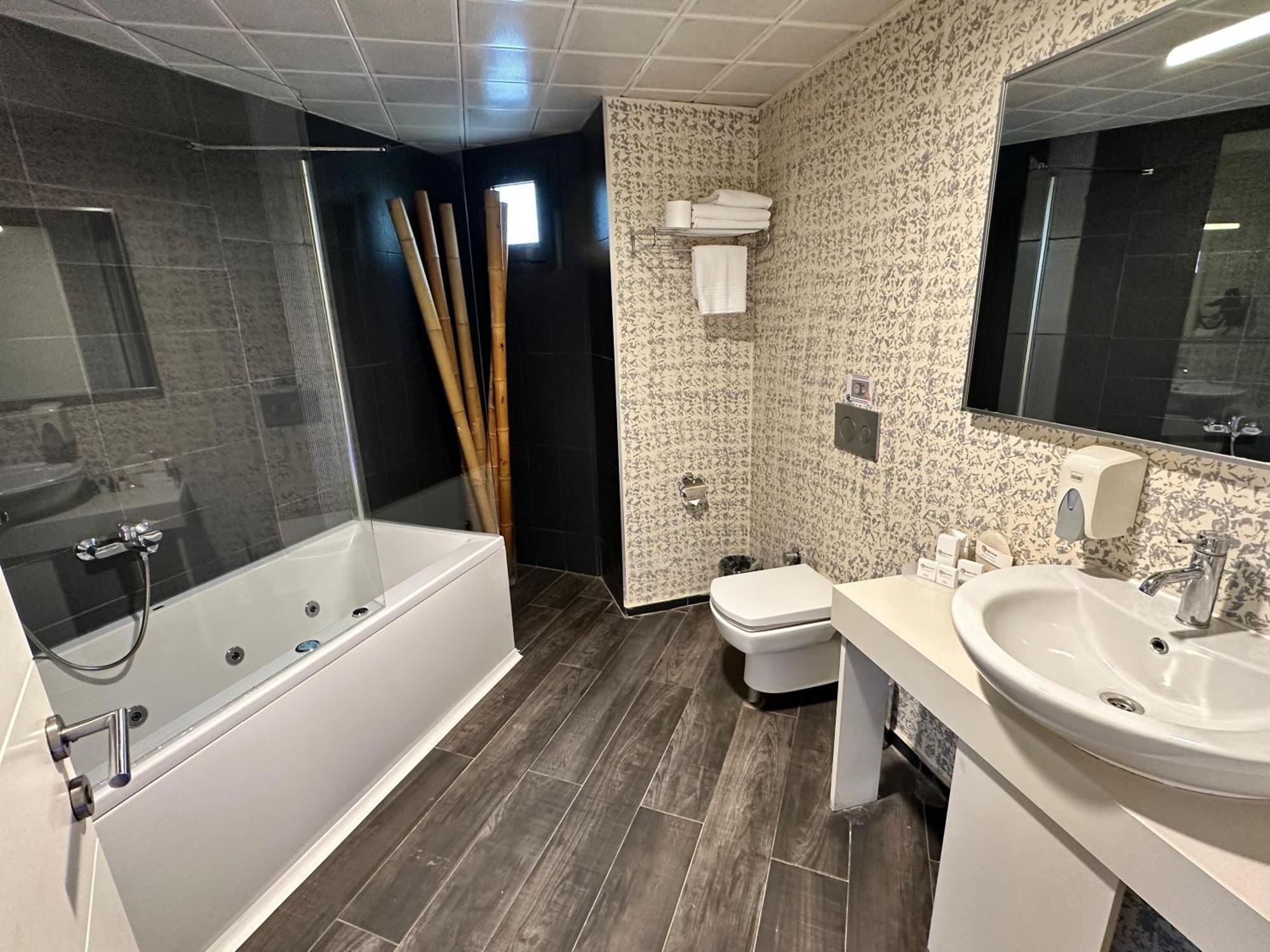 Tempo Hotel Caglayan Istambul Extérieur photo