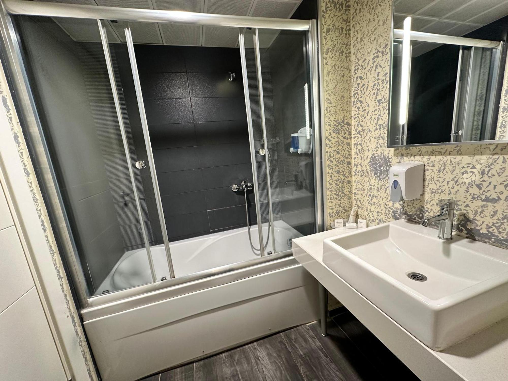 Tempo Hotel Caglayan Istambul Extérieur photo